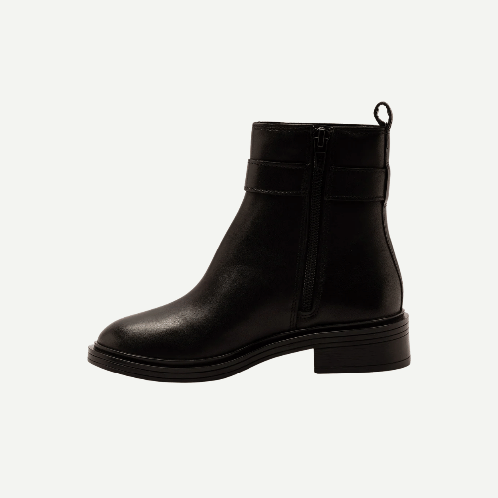 Tiana-Black