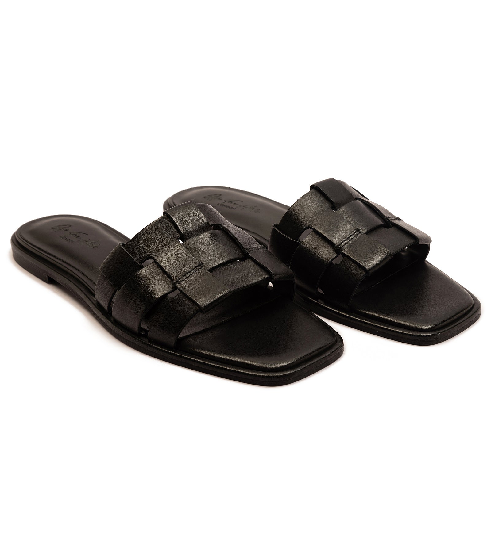 HAMPSTEAD BLACK