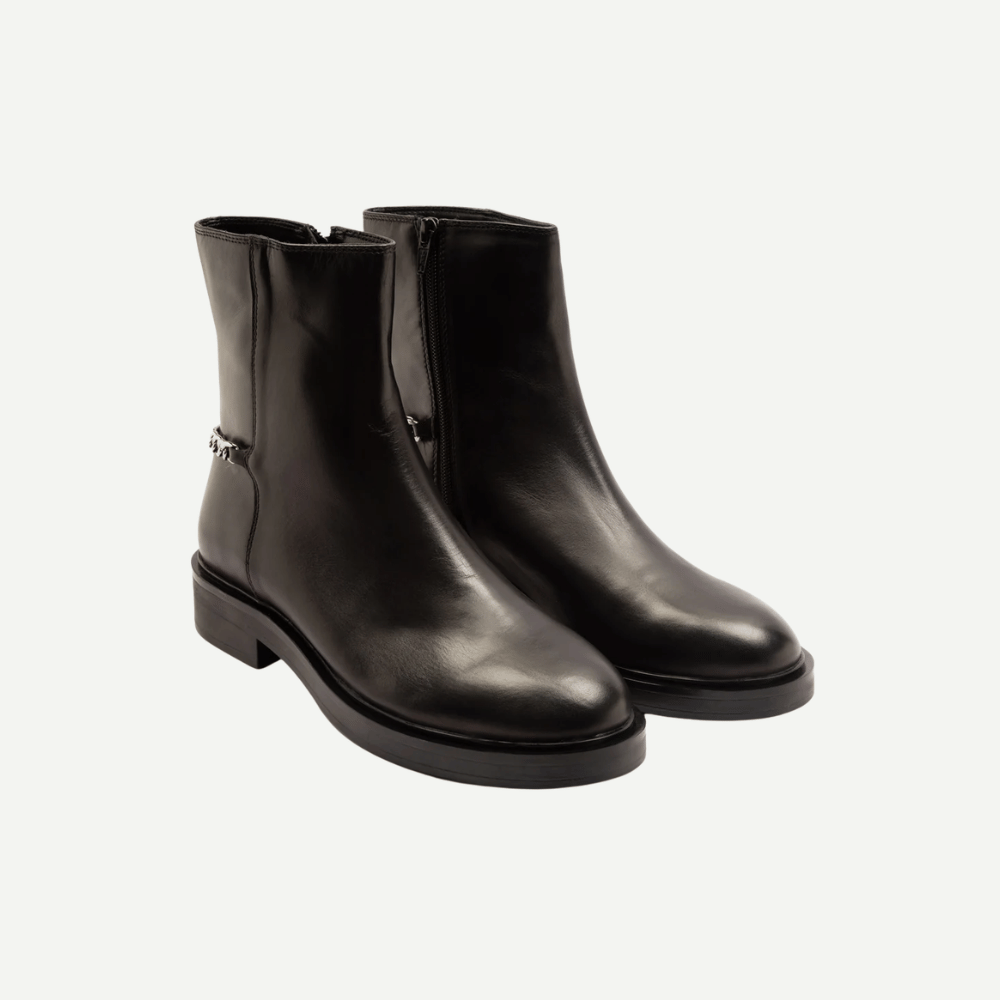 Stamford-Black