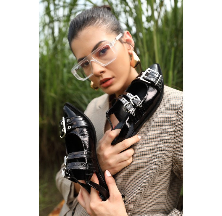 alderbrook-patent-black