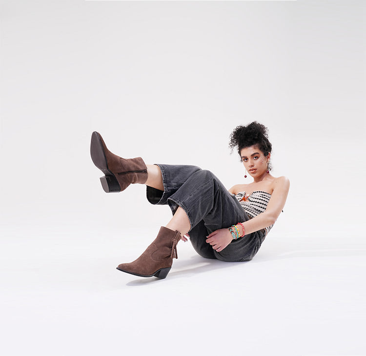 Clapton-Almond-Suede