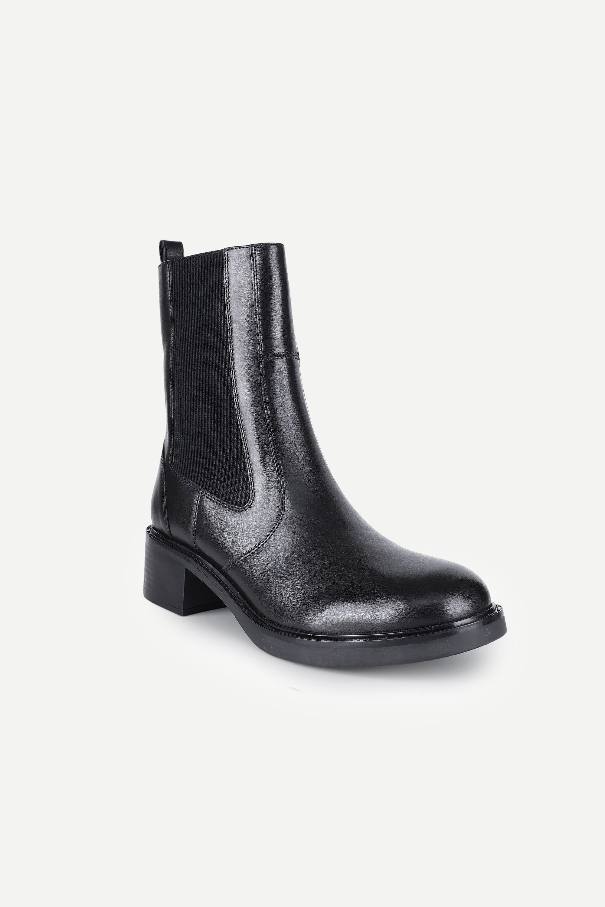 Titan-Black