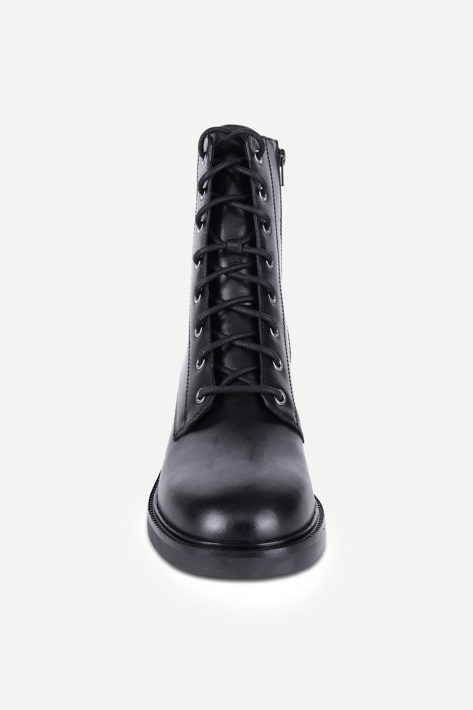 Venus-Black