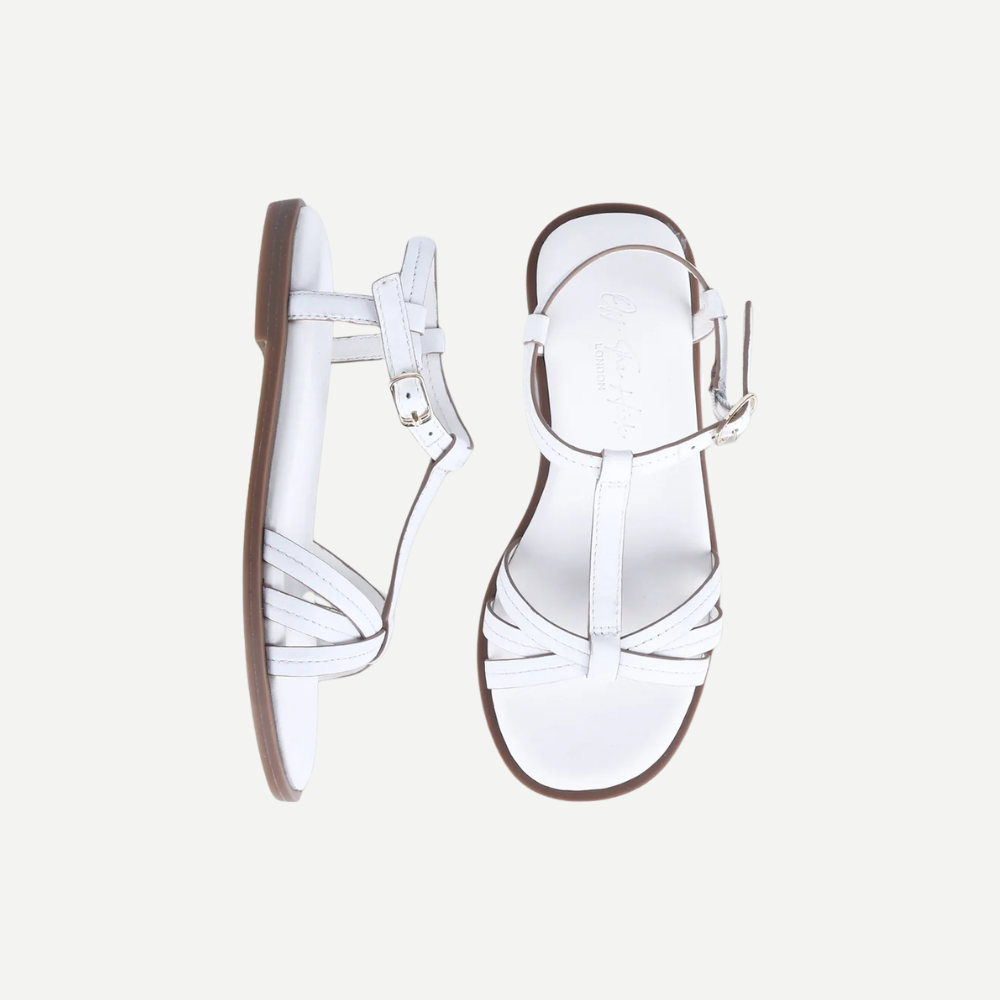 Auora White