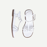 Auora White