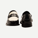 monro-black-white