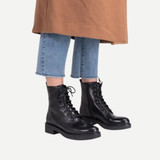 lane-black
