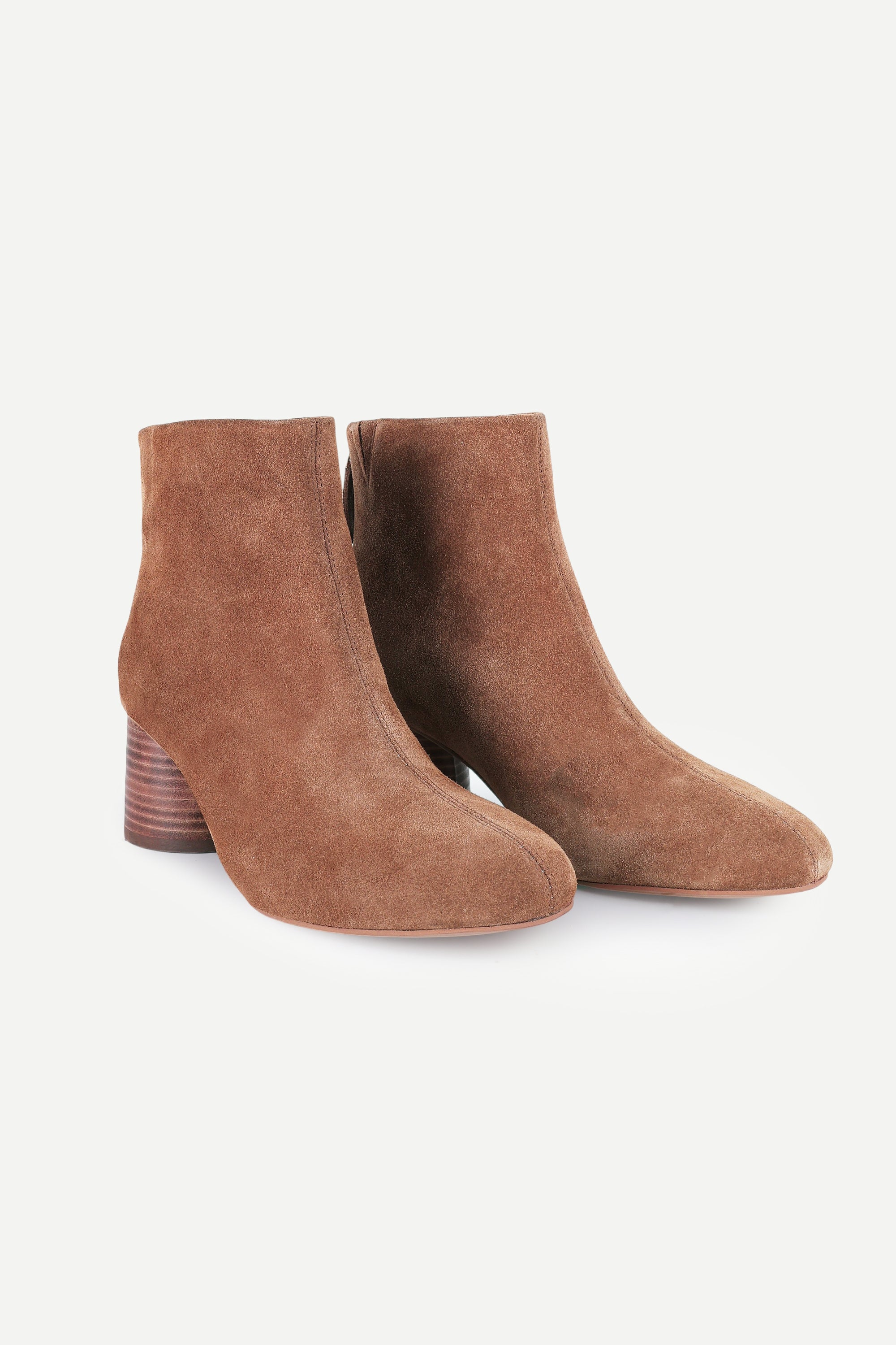 Elara-Cognac-Suede