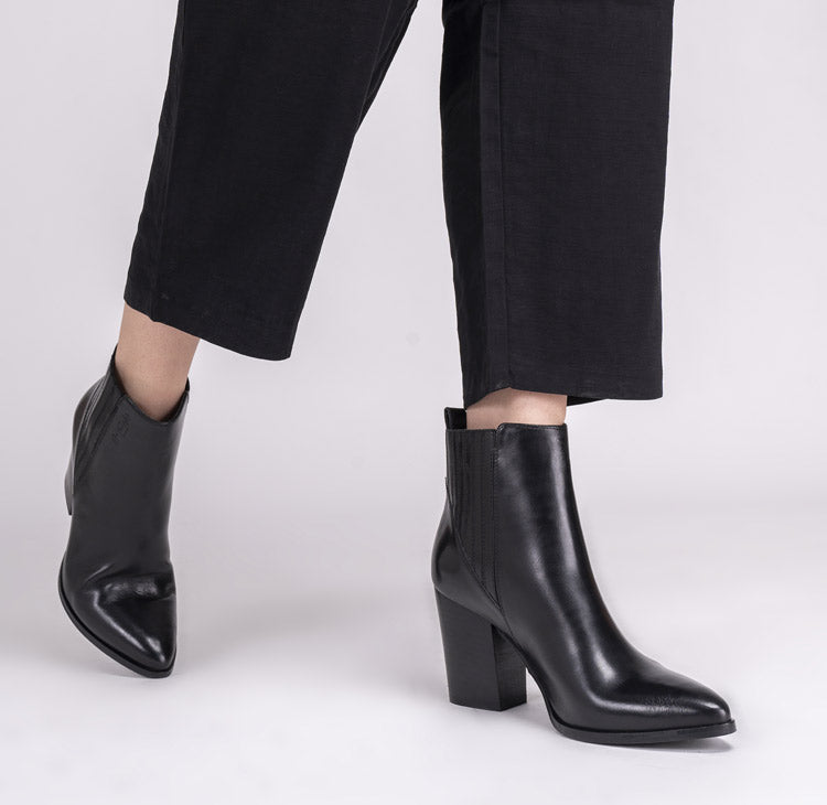 finsbury-black