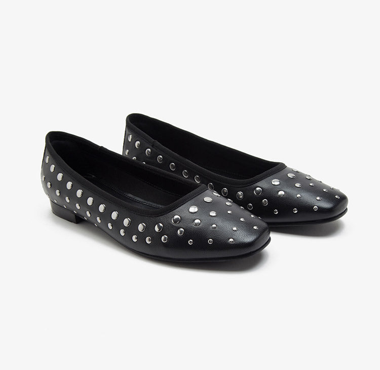 dollis-black