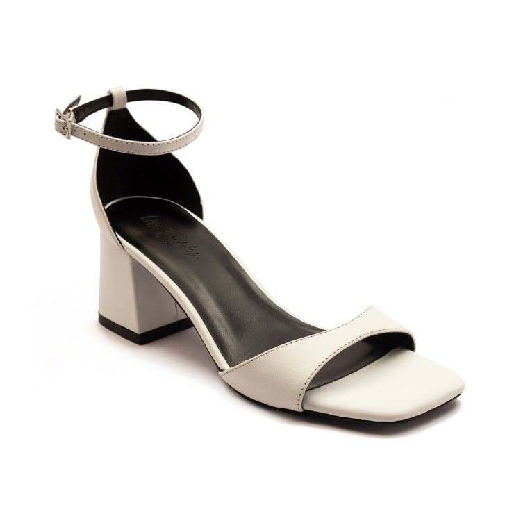 KNIGHTSBRIDGE WHITE